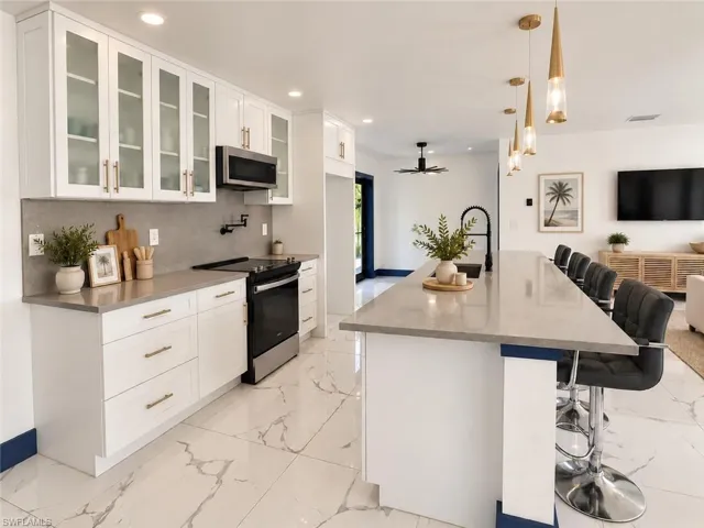 5206 Pocatella Ct, Cape Coral, Florida 33904