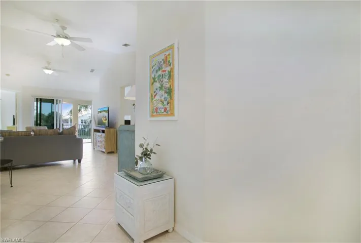4690  Hawks Nest  WAY, Naples, FL 34114