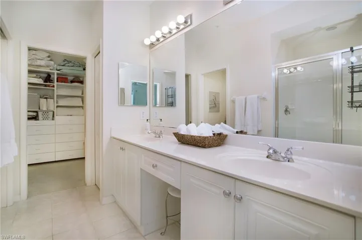4690  Hawks Nest  WAY, Naples, FL 34114