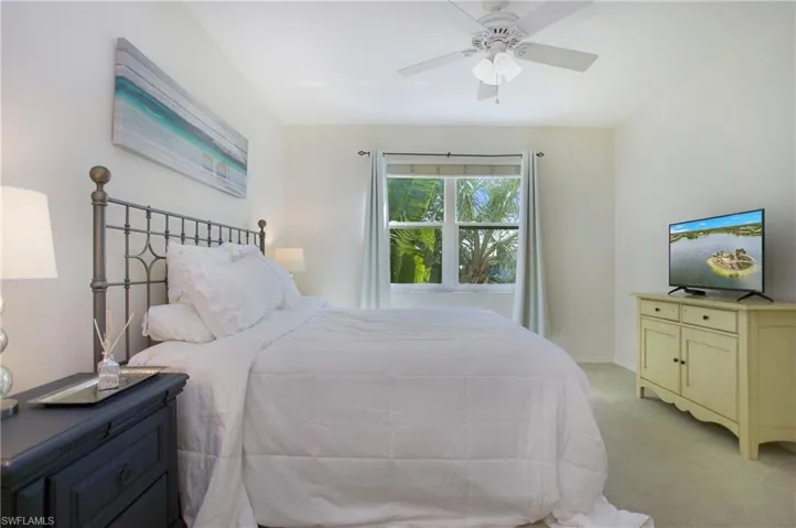 4690  Hawks Nest  WAY, Naples, FL 34114
