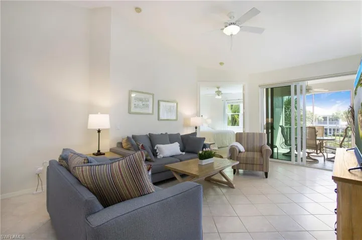 4690  Hawks Nest  WAY, Naples, FL 34114