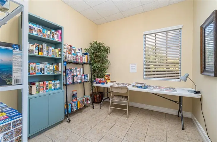 Puzzle room