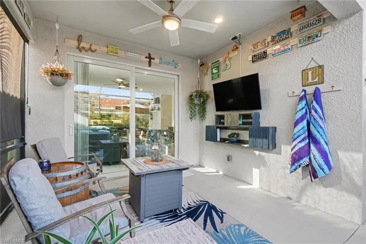Covered Lanai space with TV