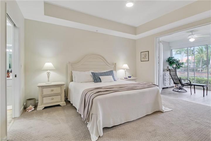 6770  Beach Resort  DR, Naples, FL 34114