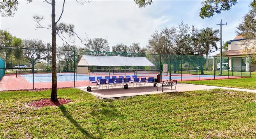 6770  Beach Resort  DR, Naples, FL 34114