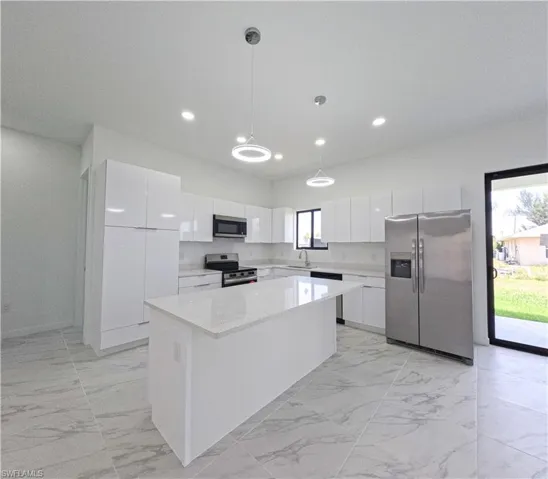 2227 Nw 3rd Ave, Cape Coral, Florida 33993