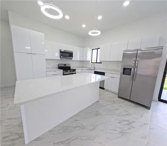 2227 Nw 3rd Ave, Cape Coral, Florida 33993