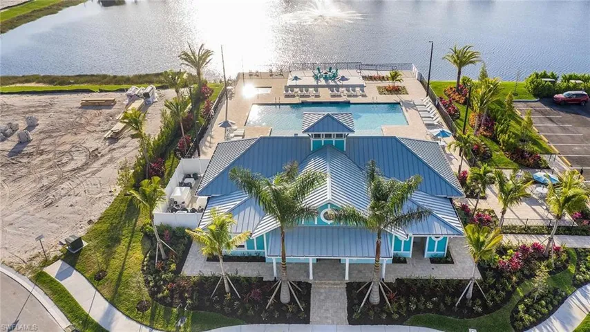 Aerial View of Clubhouse/Amenities