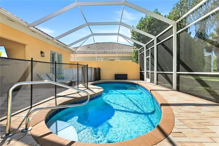 28032 Eagle Ray Ct, Bonita Springs, Florida 34135