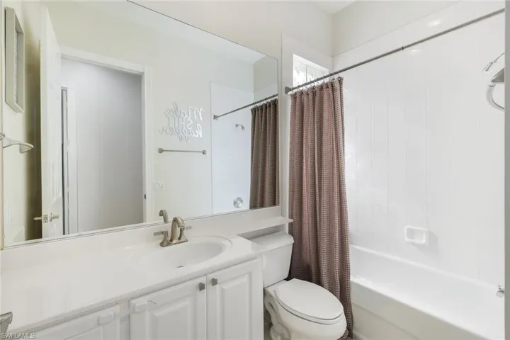 28032 Eagle Ray Ct, Bonita Springs, Florida 34135