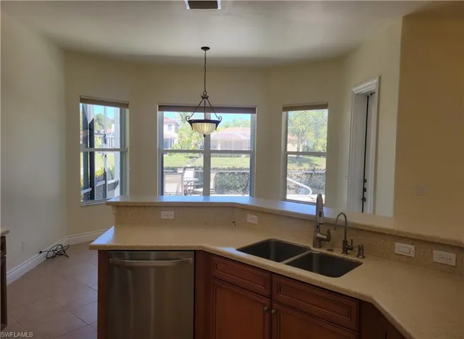 8429  Laurel Lakes  BLVD, Naples, FL 34119