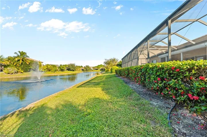 8429  Laurel Lakes  BLVD, Naples, FL 34119