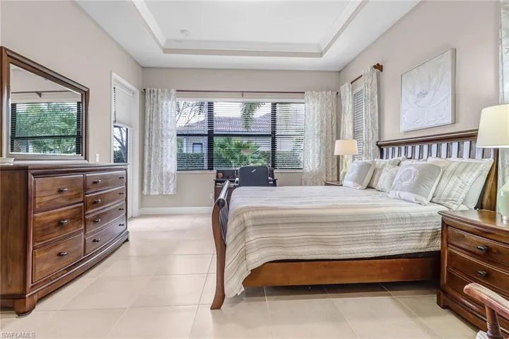 1545  Serrano  CIR, Naples, FL 34105
