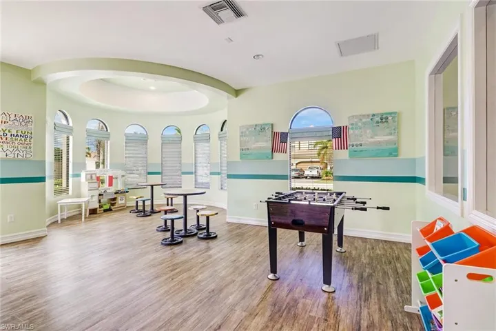 1545  Serrano  CIR, Naples, FL 34105
