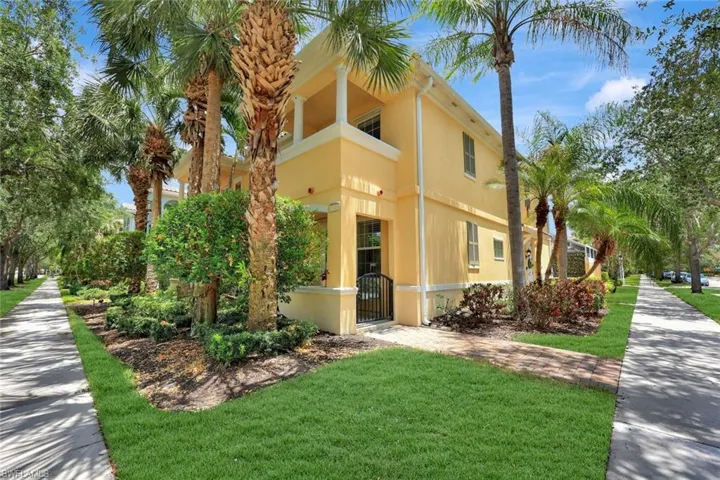 Welcome home to 28499 Villagewalk Blvd!