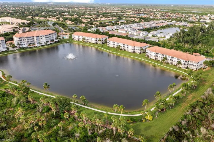 17100 Bridgestone Ct 303, Fort Myers, Florida 33908
