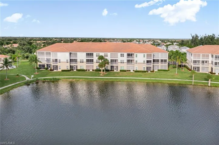 17100 Bridgestone Ct 303, Fort Myers, Florida 33908