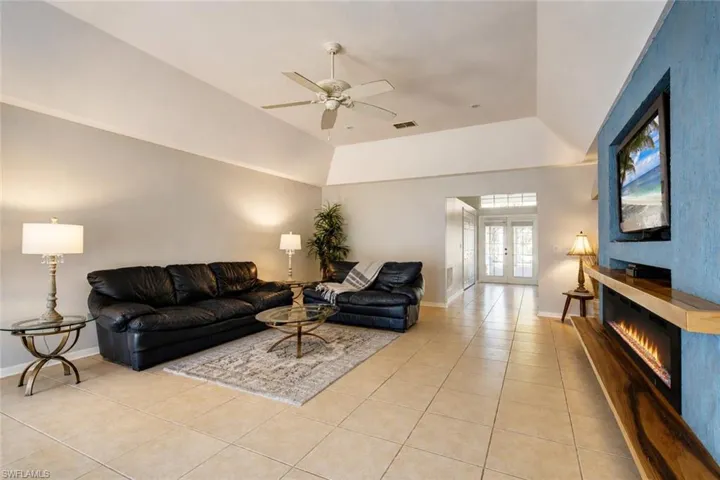 4570 16th St Ne, Naples, Florida 34120