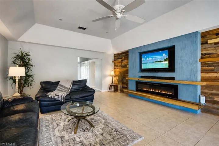 4570 16th St Ne, Naples, Florida 34120