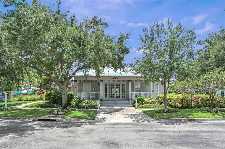 View of front of property featuring a porch