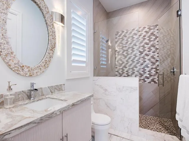 3801 Crayton Rd, Naples, Florida 34103