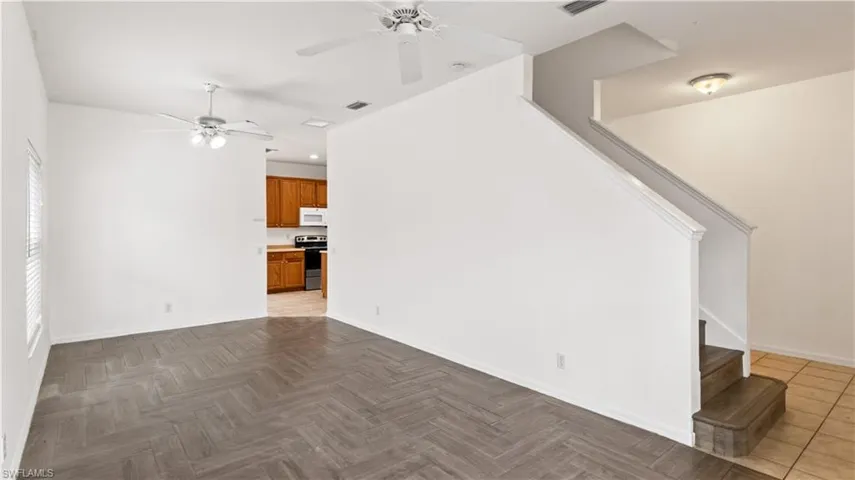 2125 Cape Heather CIR, CAPE CORAL FL 33991
