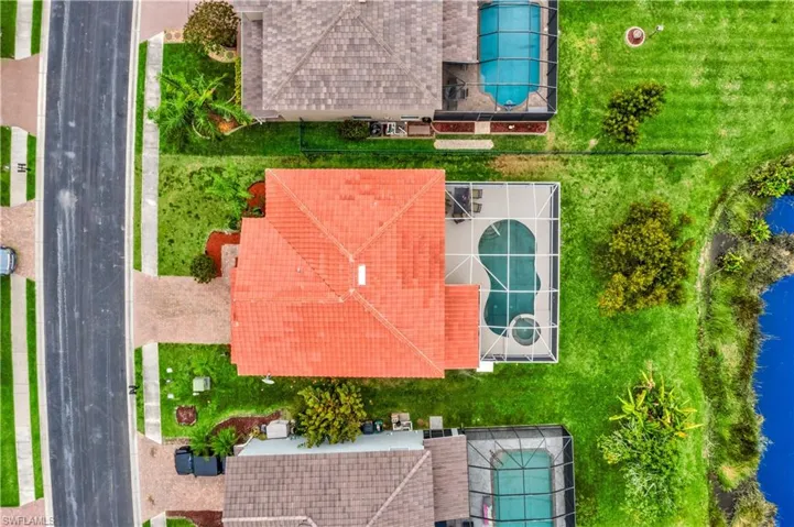 2125 Cape Heather CIR, CAPE CORAL FL 33991