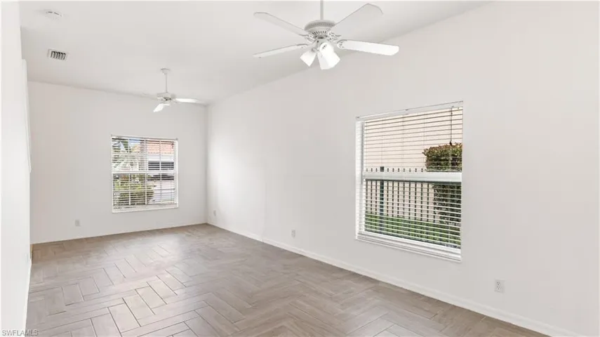 2125 Cape Heather CIR, CAPE CORAL FL 33991