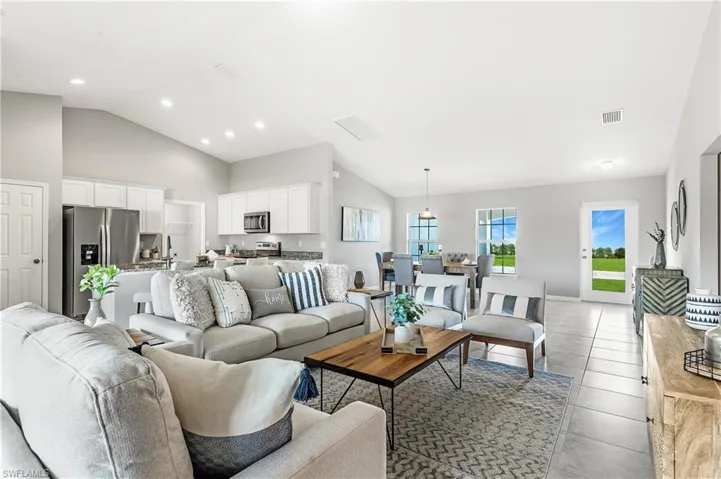 2118 Ne 6th Pl, Cape Coral Fl 33909