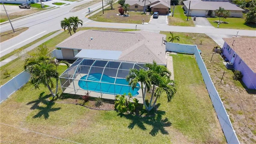 401 SW 43rd  TER, Cape Coral, FL 33914