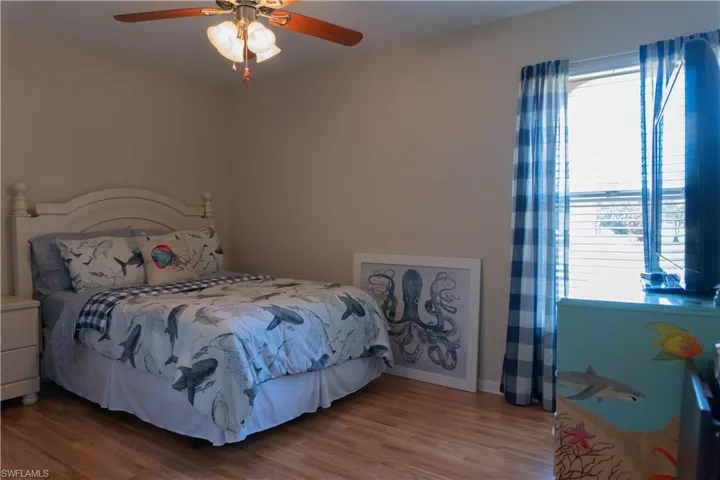 401 SW 43rd  TER, Cape Coral, FL 33914
