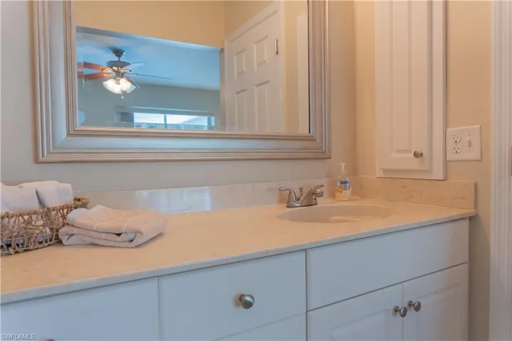 401 SW 43rd  TER, Cape Coral, FL 33914