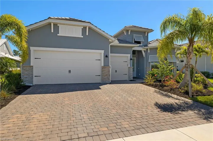 Three Car Garage