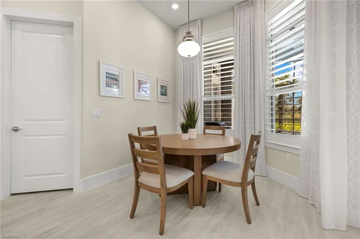 Breakfast Nook