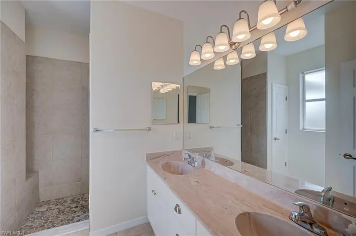Primary bath with dual sinks