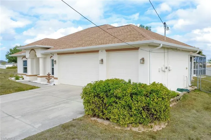 1005 NW 9th  TER, Cape Coral, FL 33993