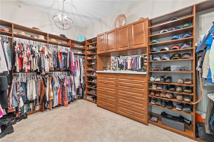 Walk In Closet