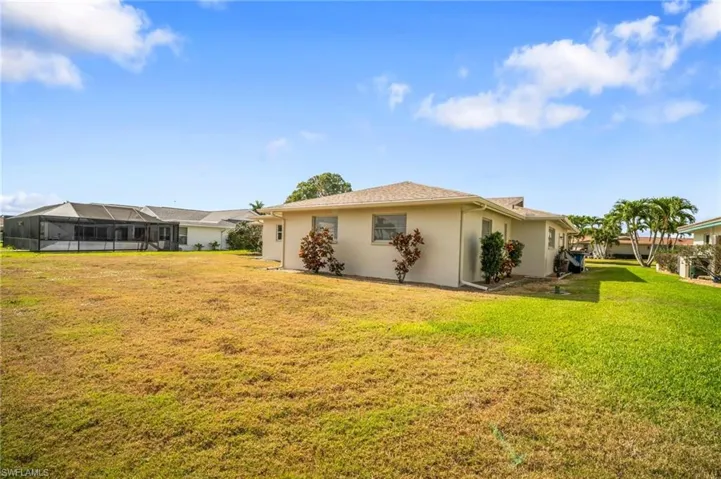 1469  Tredegar  DR, Fort Myers, FL 33919