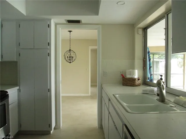 841 Se 41st St, Cape Coral, Florida 33904