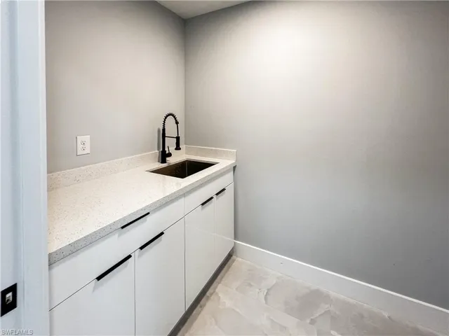 221 Patio Cir, Lehigh Acres Fl 33974