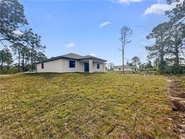 221 Patio Cir, Lehigh Acres Fl 33974