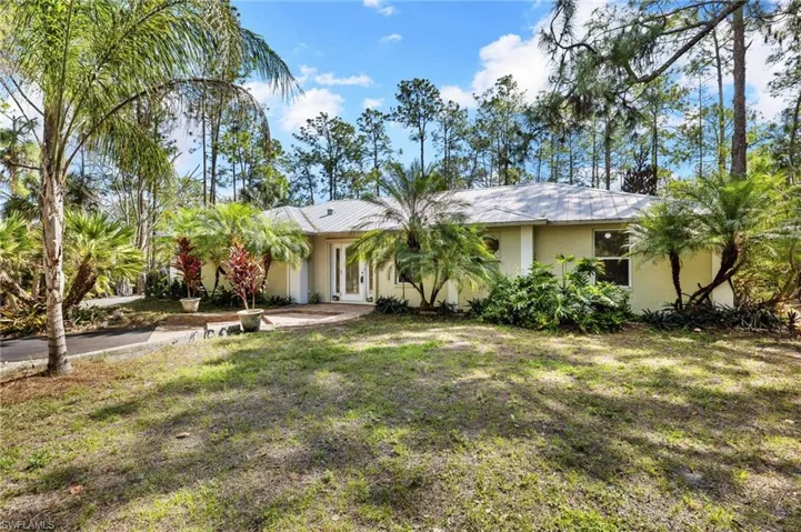 640 Desoto Blvd S, Naples, Florida 34117