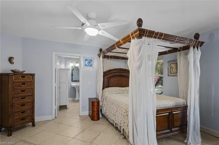 640 Desoto Blvd S, Naples, Florida 34117