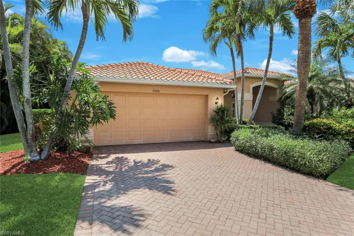 15076 Balmoral Loop, Fort Myers, Florida 33919