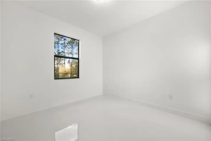 Spare room with baseboards