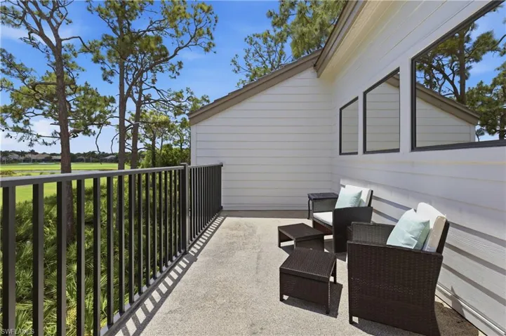 27119 Oakwood Lake Dr, Bonita Springs, Florida 34134