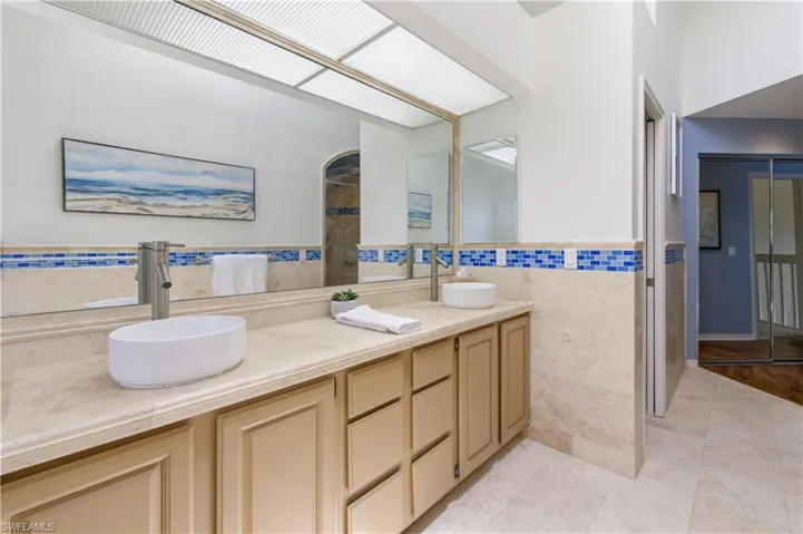 27119 Oakwood Lake Dr, Bonita Springs, Florida 34134