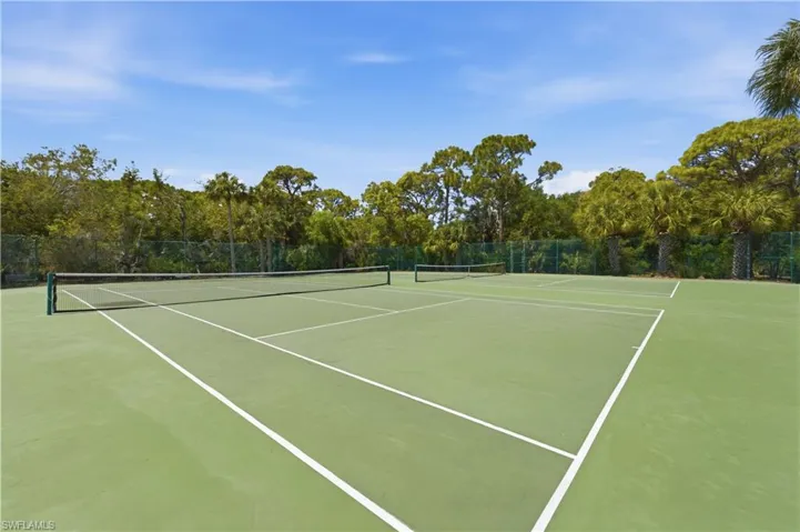 27119 Oakwood Lake Dr, Bonita Springs, Florida 34134