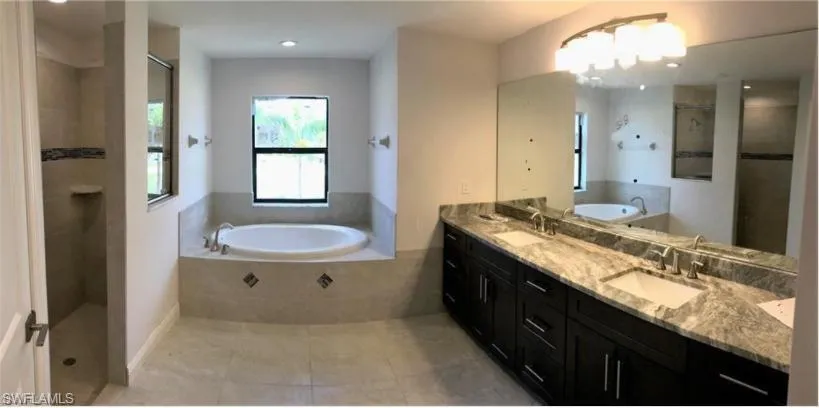 815 Sw 11th Ct, Cape Coral, Florida 33991