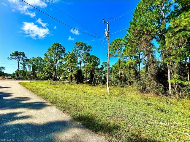 812 Downer Ave S, Lehigh Acres, Florida 33974